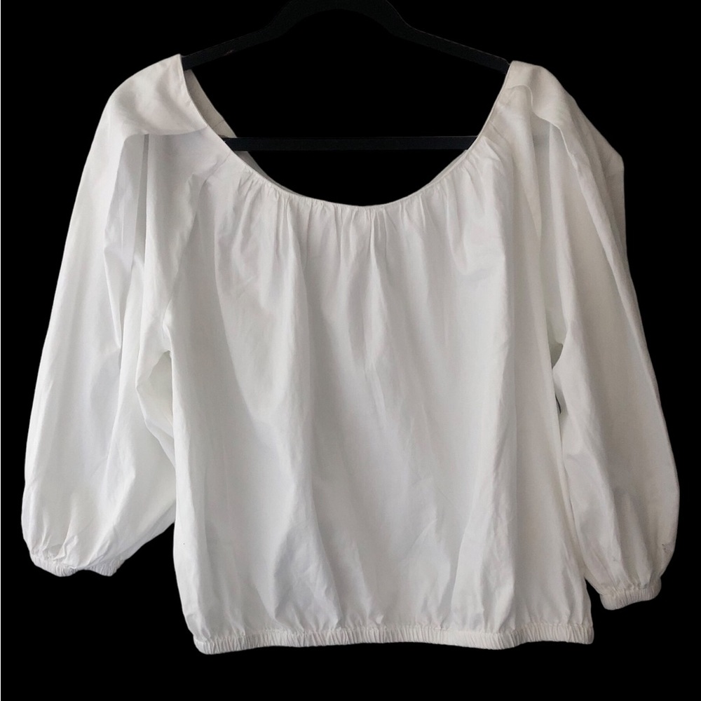 FREE PEOPLE women’s Size M crop.